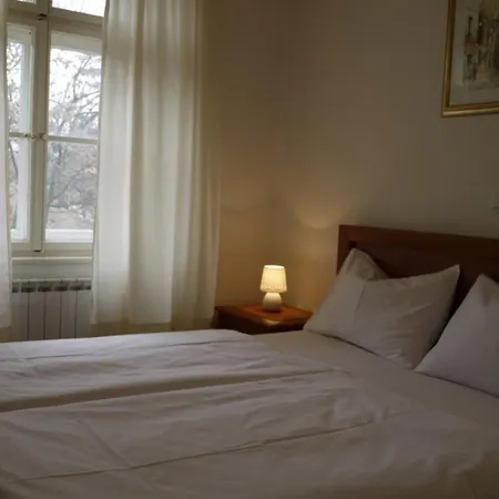 Gostinjska kuća Borna Top Centar 3*
