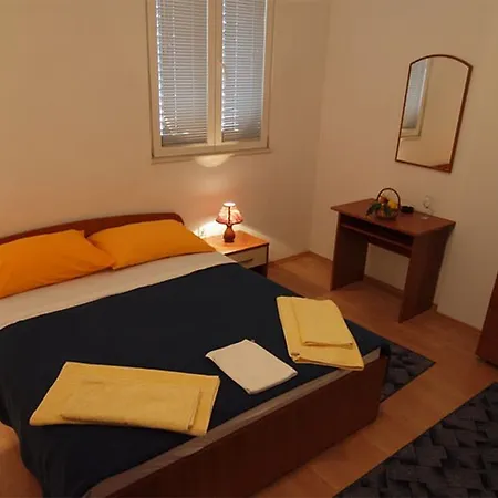Borna Top Centar Gasthof 3*